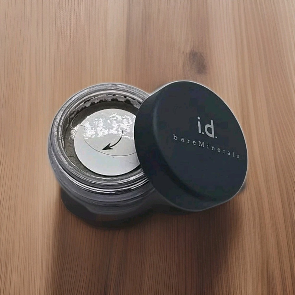 New bareMinerals Eyeshadow Eye Color in Harmony 45697 .57g